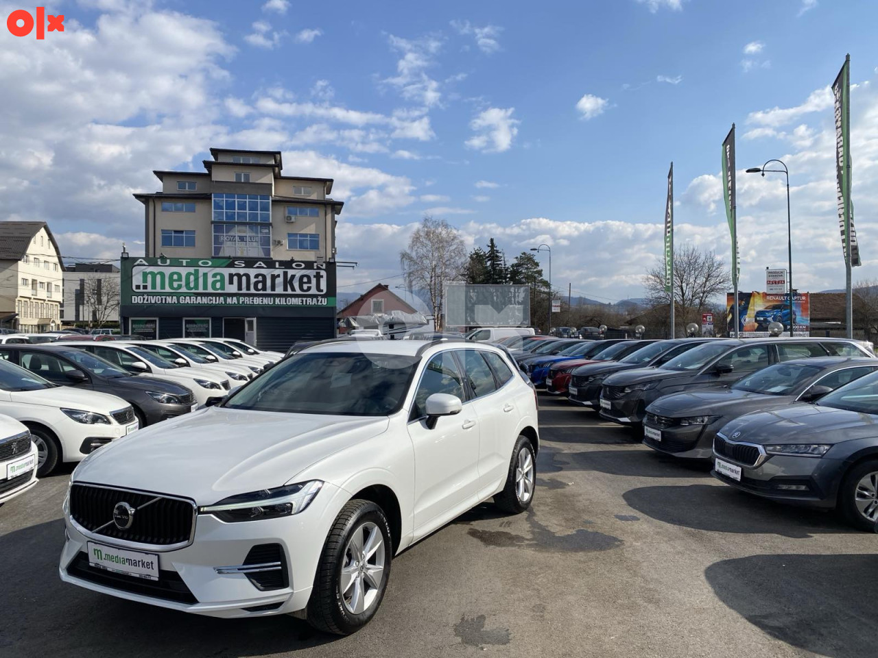 Volvo XC60 XC 60 B4 FWD Core 2.0 105.120km 2023g. KAMERA LED