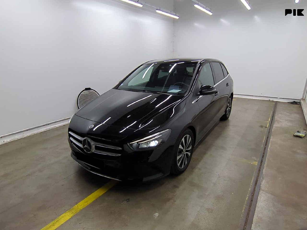 Mercedes-Benz B 180d Business 2.0 AT 2021g. LED Virtual Kamera